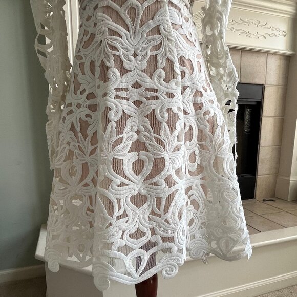 Thurley Arbury Dress with Lace Sleeves NWT Size AU6/US2 - Picture 4 of 15